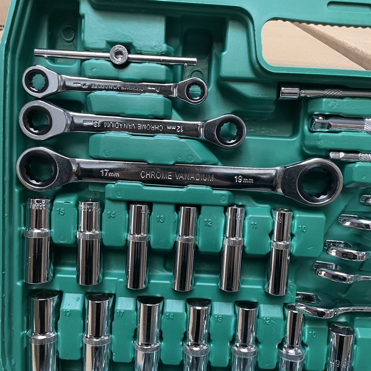 Ensemble d'outils de réparatio - Socket Set avis et prix